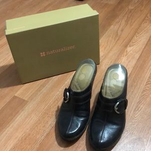 Naturalizer Leather Shoes
